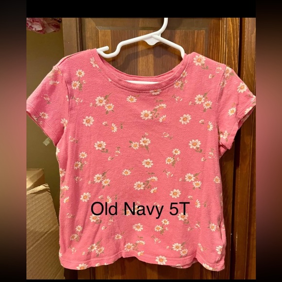 Lot of girls clothes - get ready for warm weather with a great deal! - Picture 4 of 11